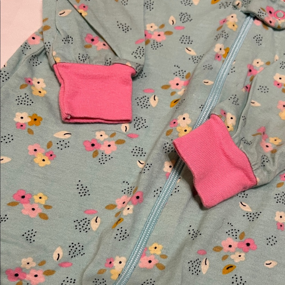 “Bundle 10/$13” Gerber 0-3M Floral baby girl One Piece bodysuit long sleeve - Picture 6 of 8